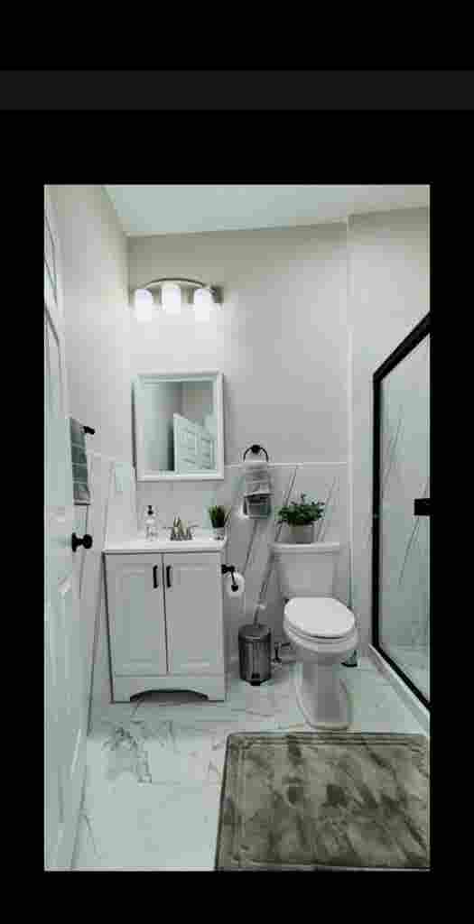 Room for rent 3 mins from UC