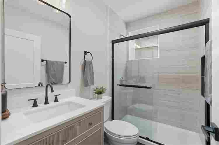 Room for rent near hospital