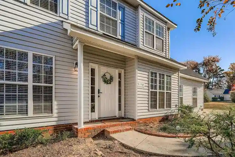 4 BR in Charlotte