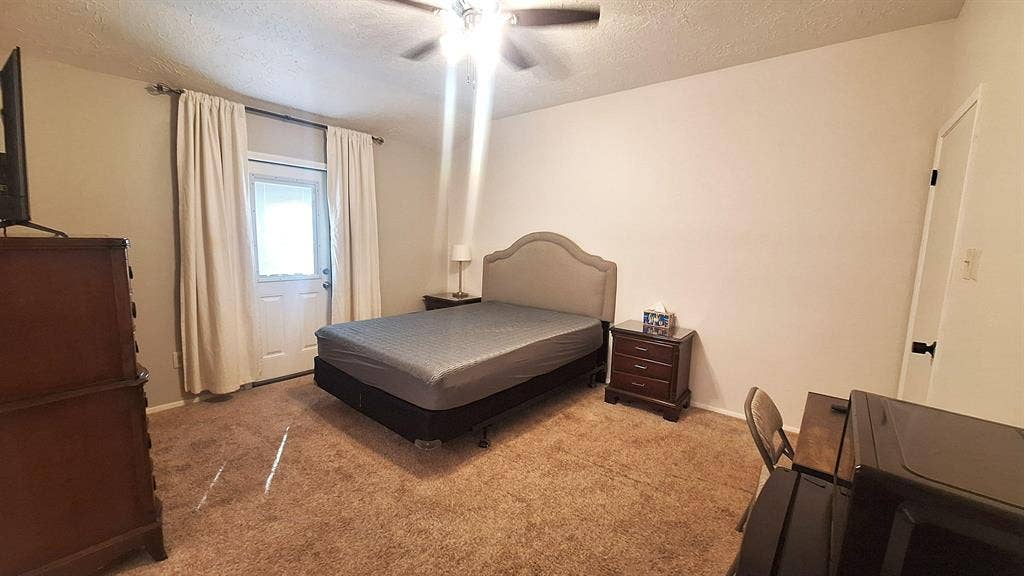 4 BR in Houston