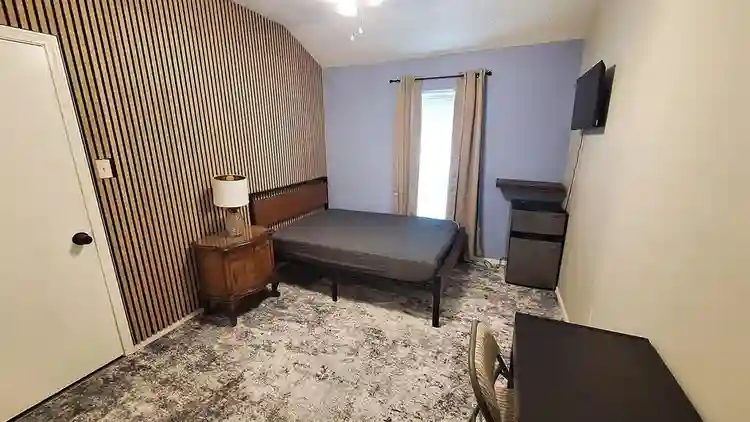 4 BR in Houston