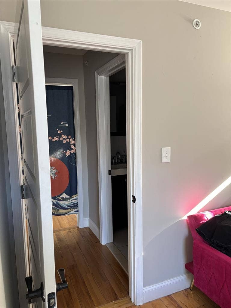 Room in Gay/Queer Paradise