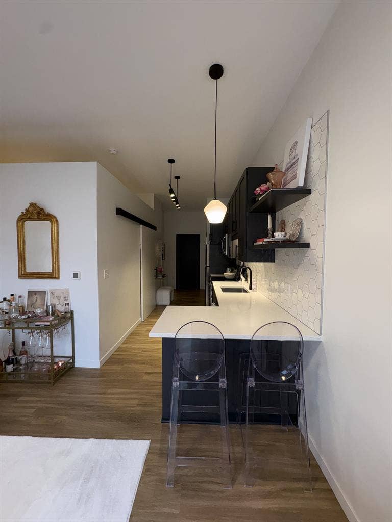 SUBELT NEEDED. FIRST MONTH FREE!!!