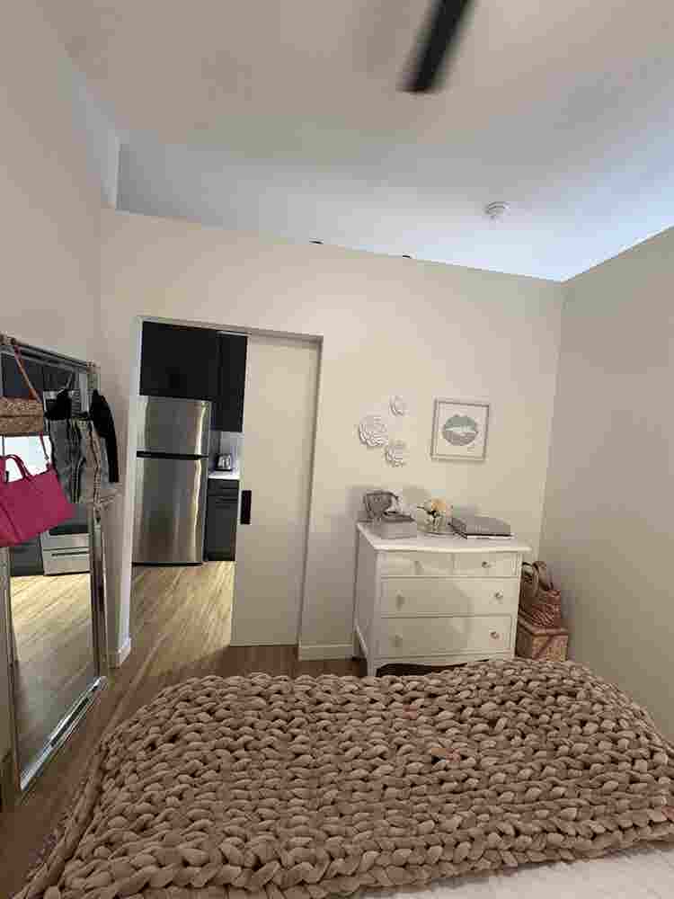 SUBELT NEEDED. FIRST MONTH FREE!!!