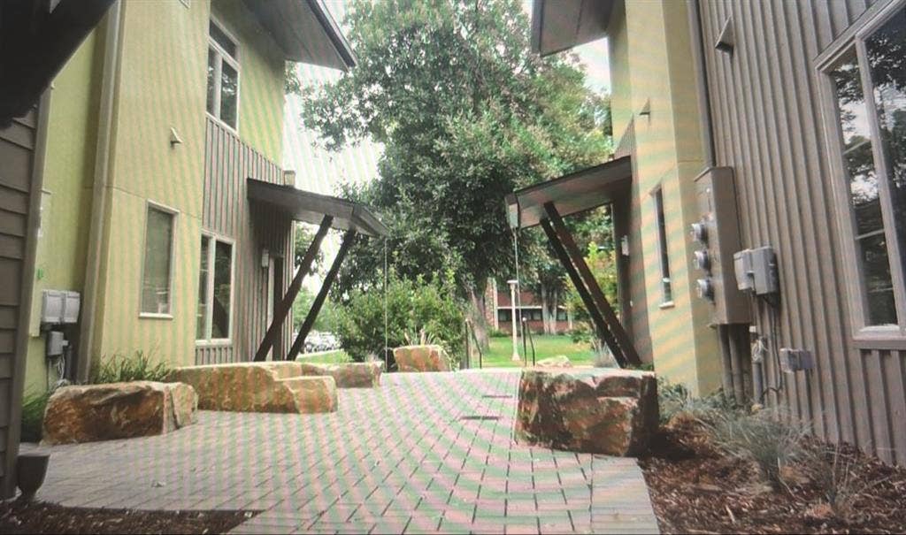 Female roommate needed in townhouse