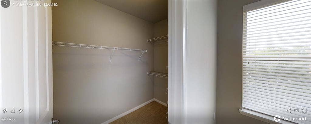 Top floor, corner unit south facing