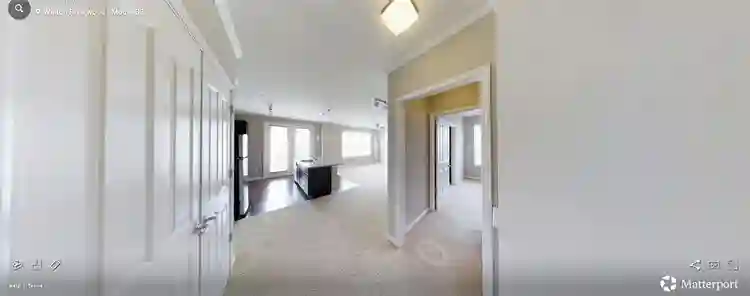 Top floor, corner unit south facing