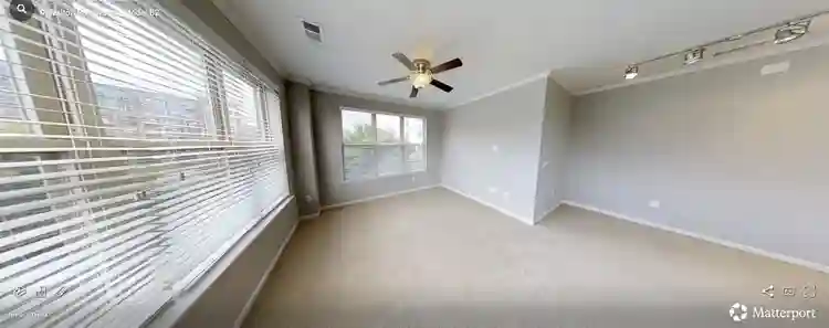 Top floor, corner unit south facing