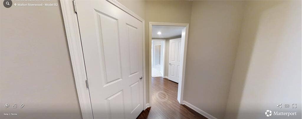 Top floor, corner unit south facing