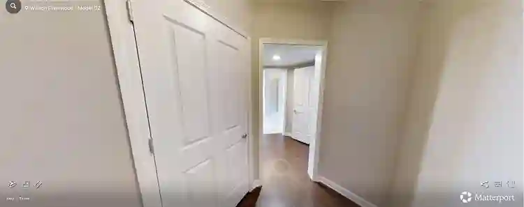 Top floor, corner unit south facing