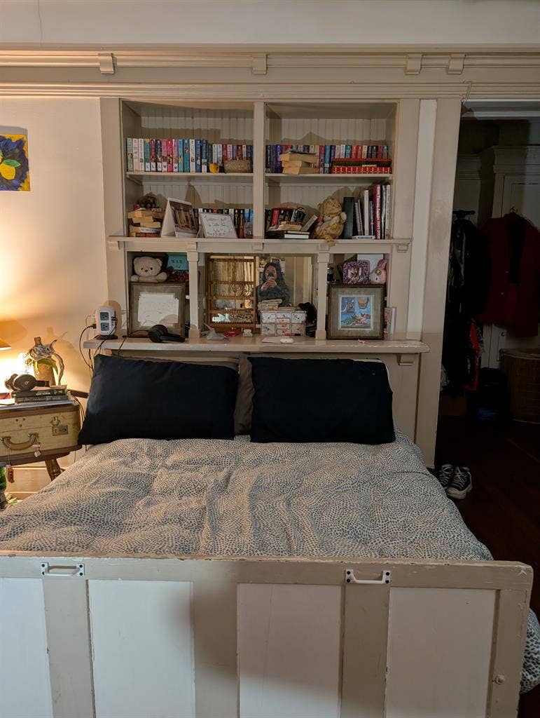 West end studio for the holidays