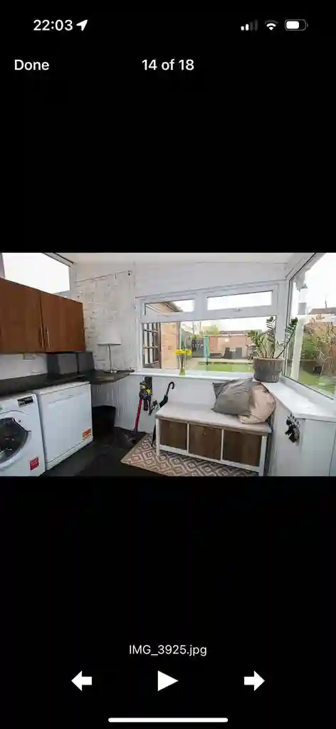 Bright Double Room Available