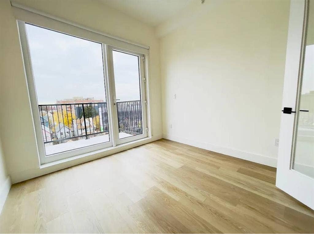 URGENT 2 BR Lease takeover