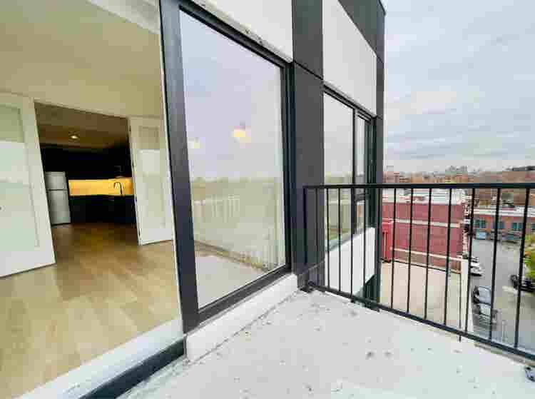 URGENT 2 BR Lease takeover