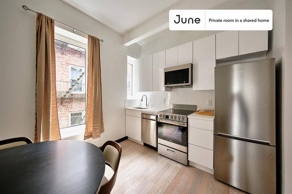4 BR in New York City