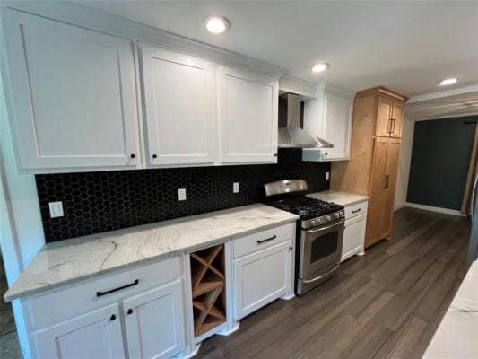 Spacious Room in Peaceful Home