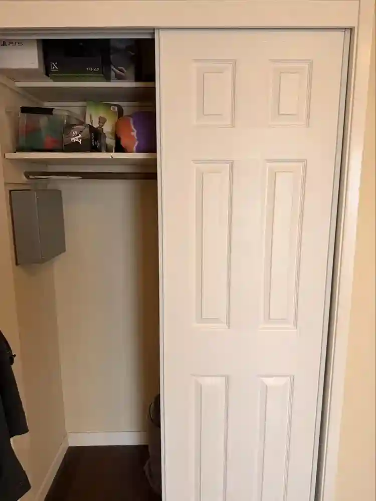 Looking for 3rd Roommate