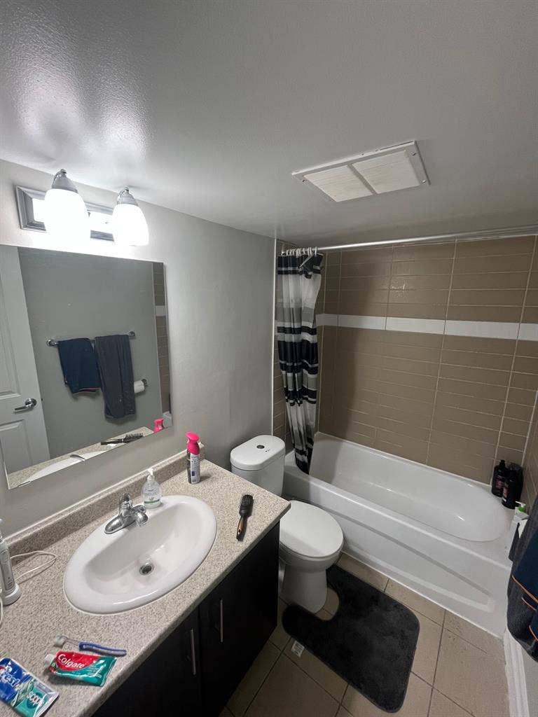 Subletting a room starting January