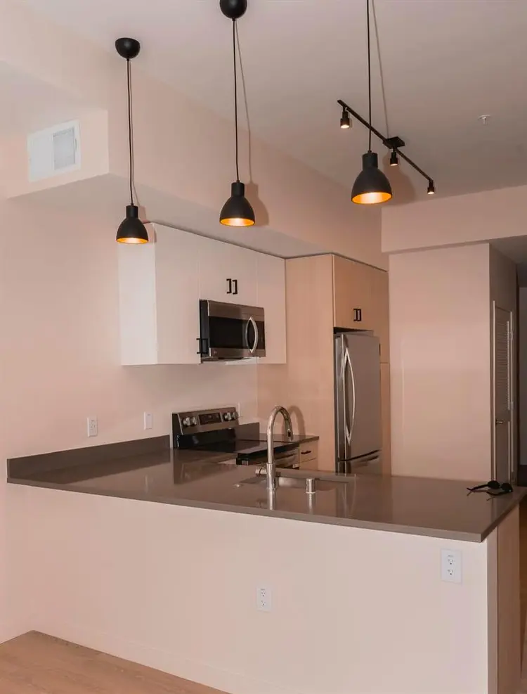 $ Apartment Lease Takeover