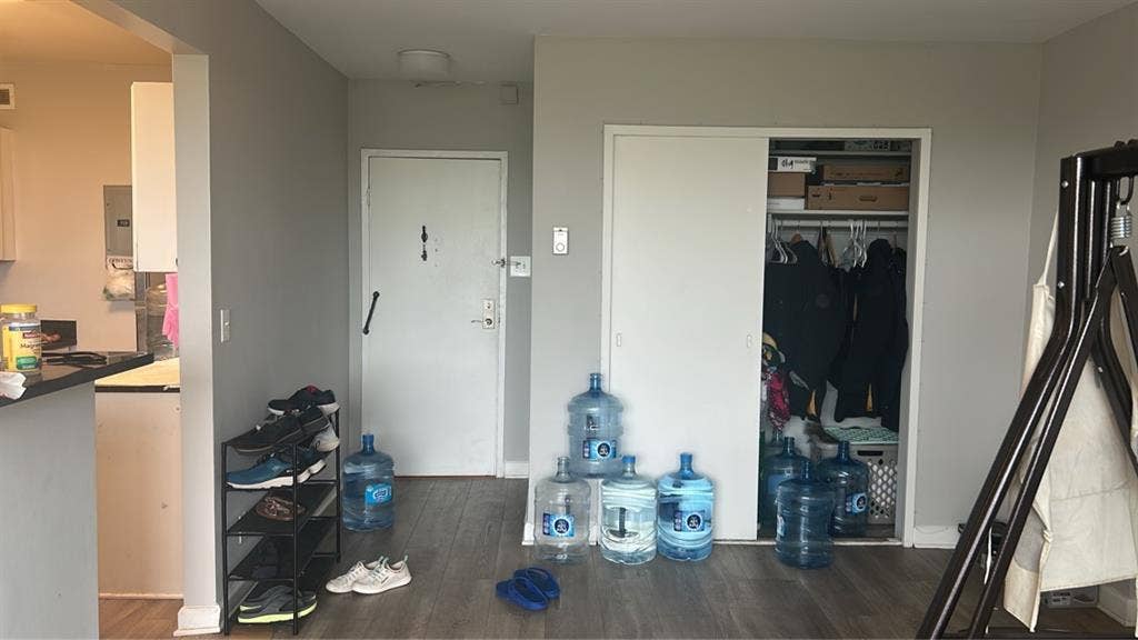 Master bedroom for rent