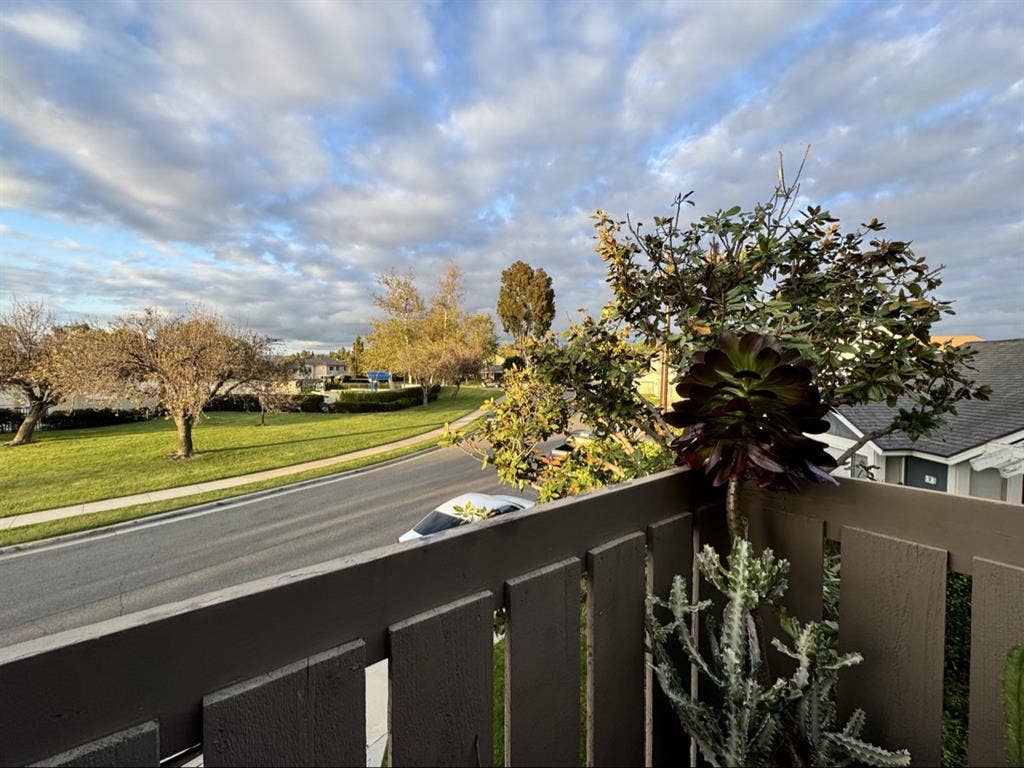 Private room + private bathroom