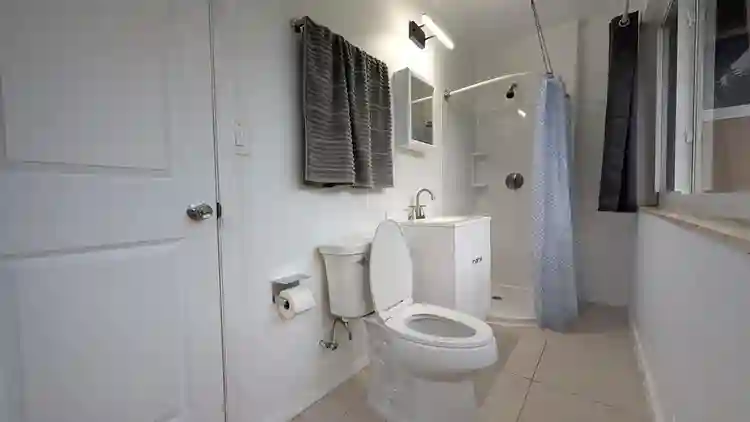 📍 th St, Oakland Park