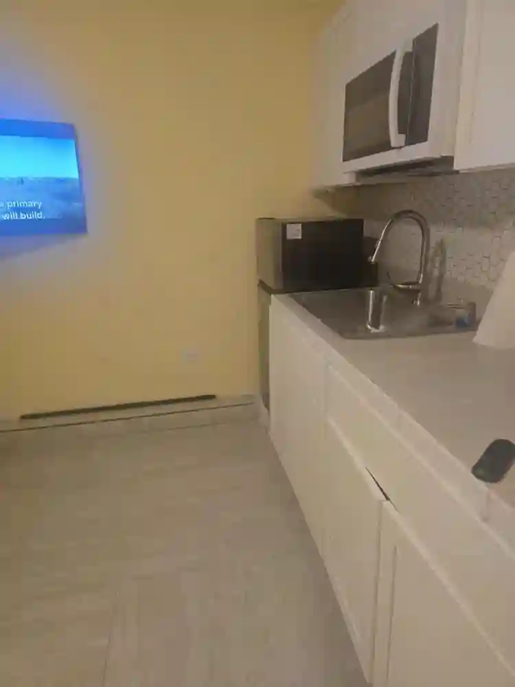 I have a studio apartment available