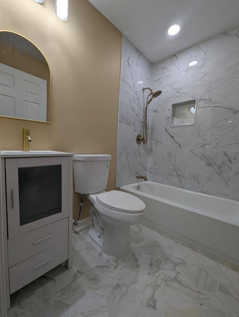 Executive Rooms in Co-Living Home