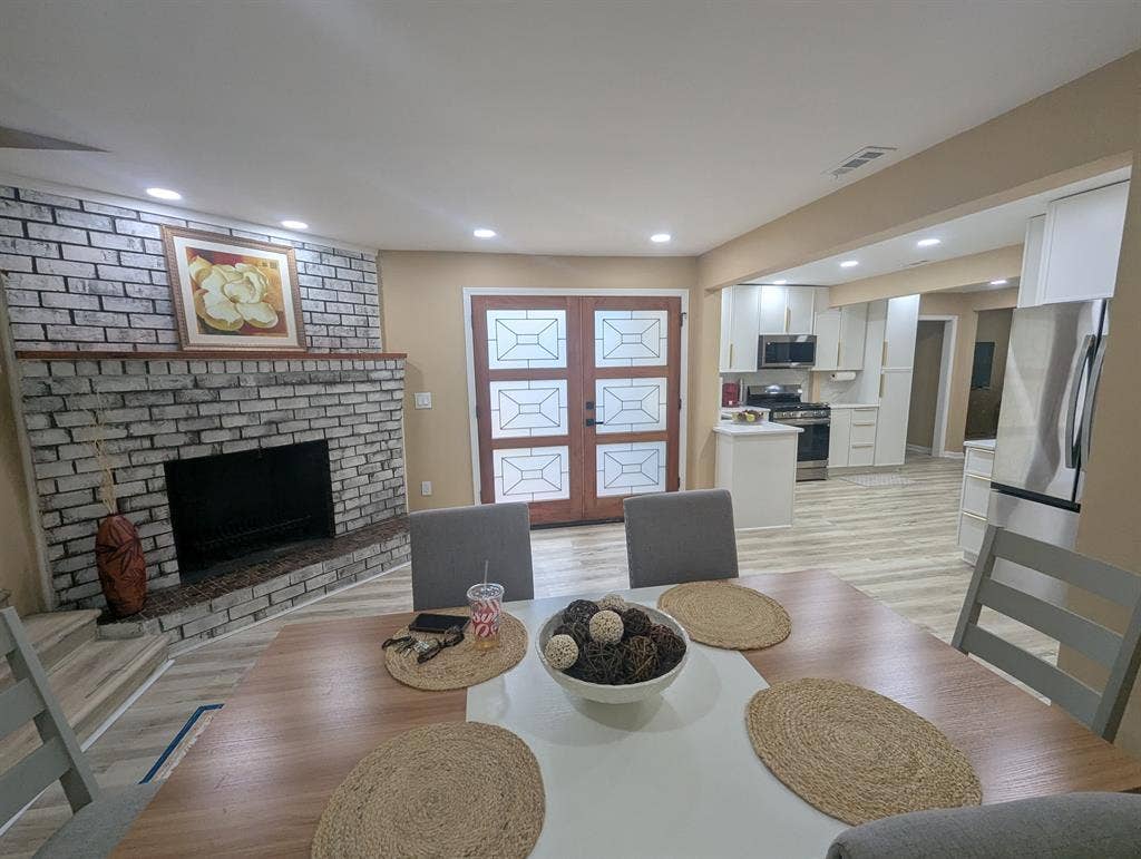 Executive Rooms in Co-Living Home