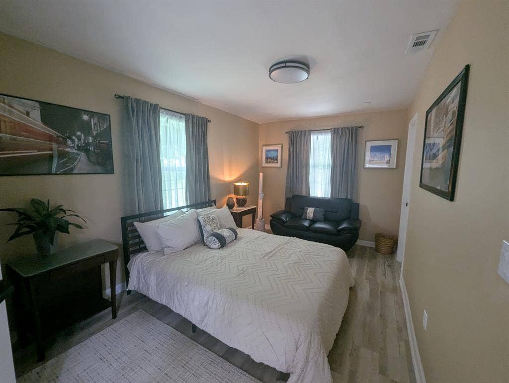 Executive Rooms in Co-Living Home