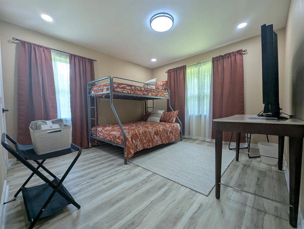 Executive Rooms in Co-Living Home