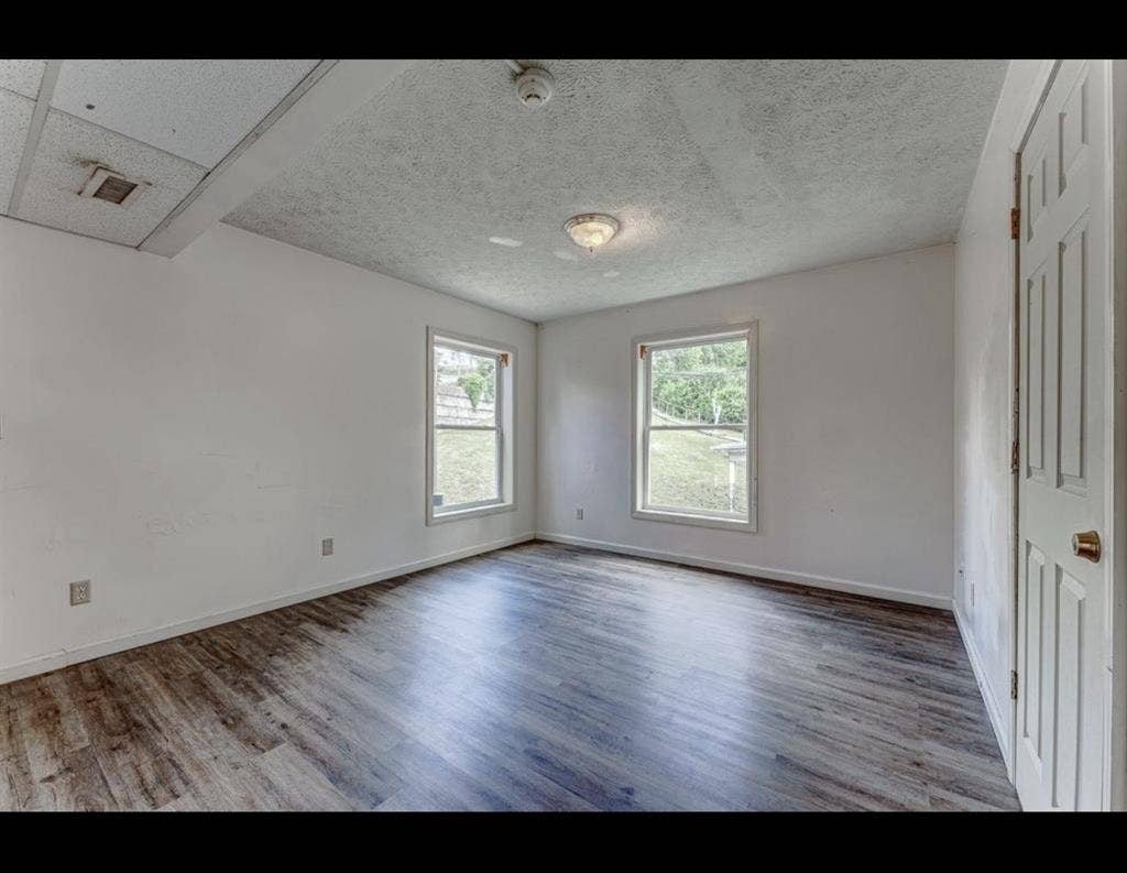 Looking for someone to sublease