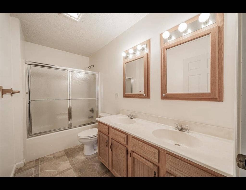 Looking for someone to sublease