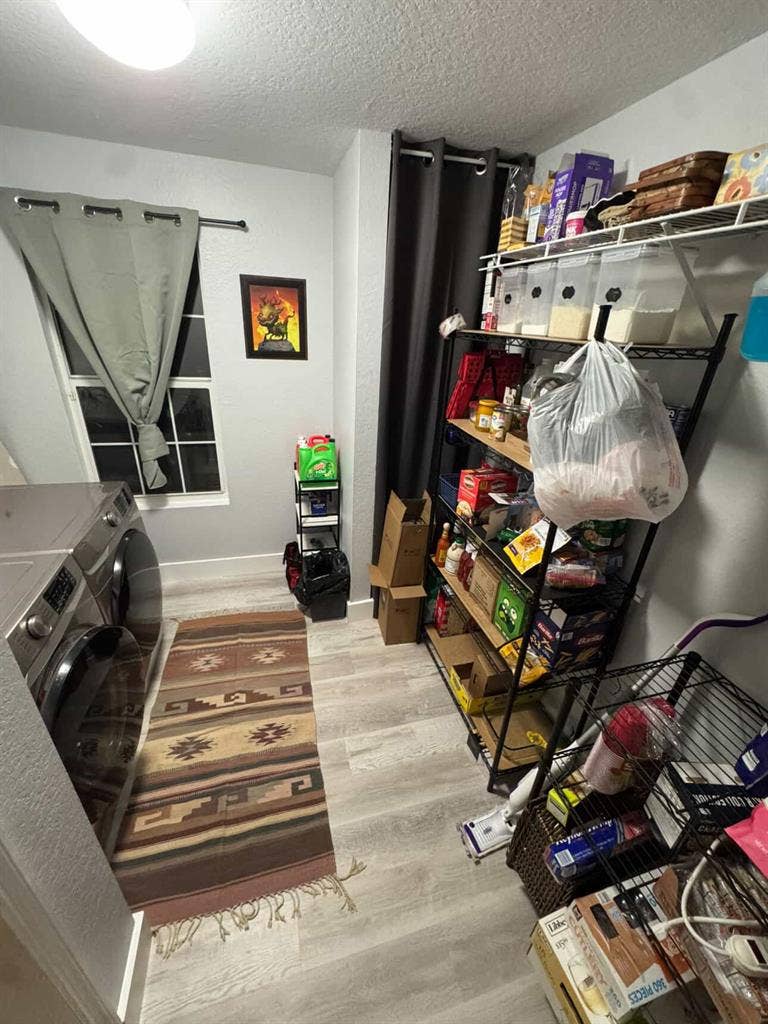 King size bedroom for rent.