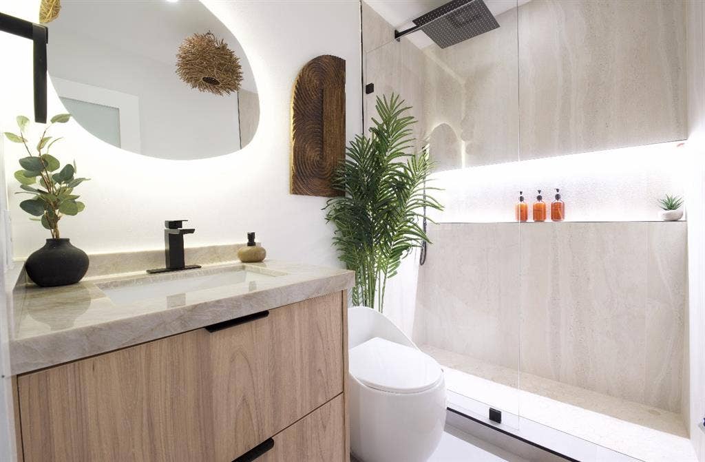 Modern luxury Waterfront