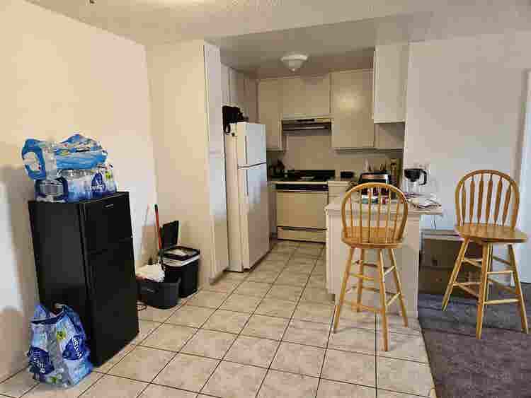 bath furnished condo