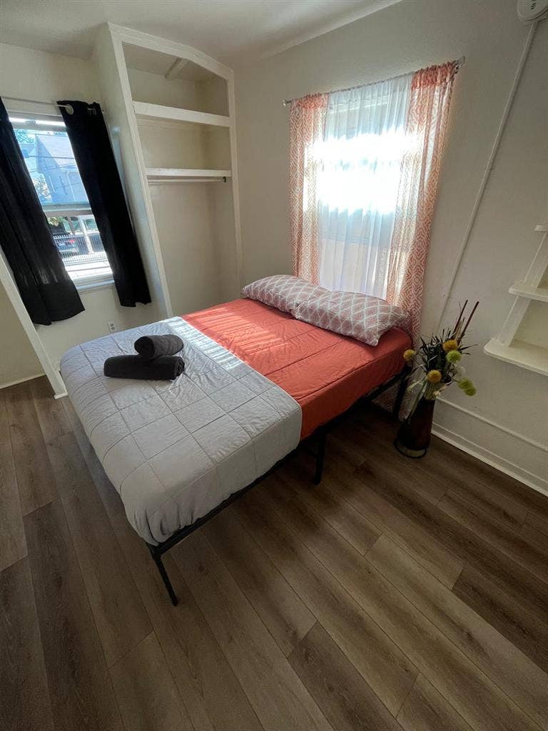 Van Nuys Soul Vibes HOSTAL