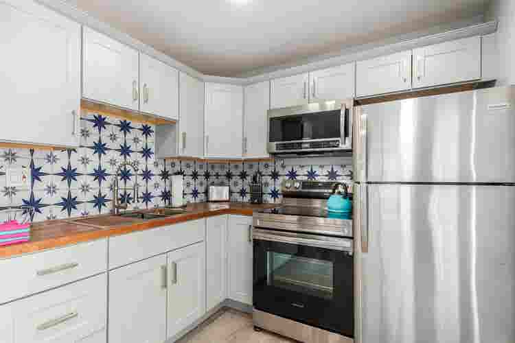 Furnished Room in Nice Home!