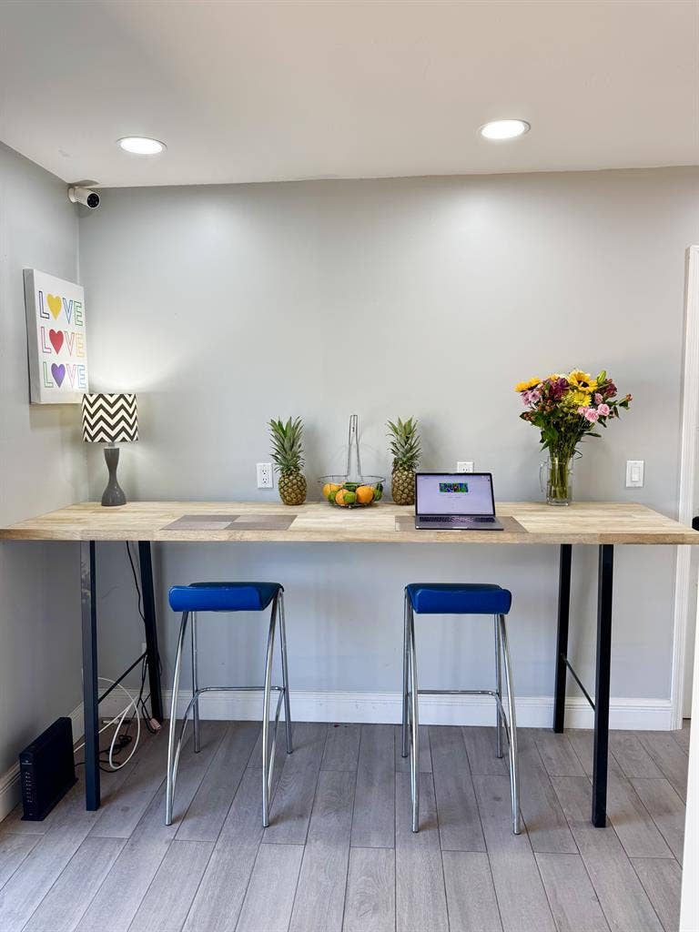 Furnished Room in Nice Home!