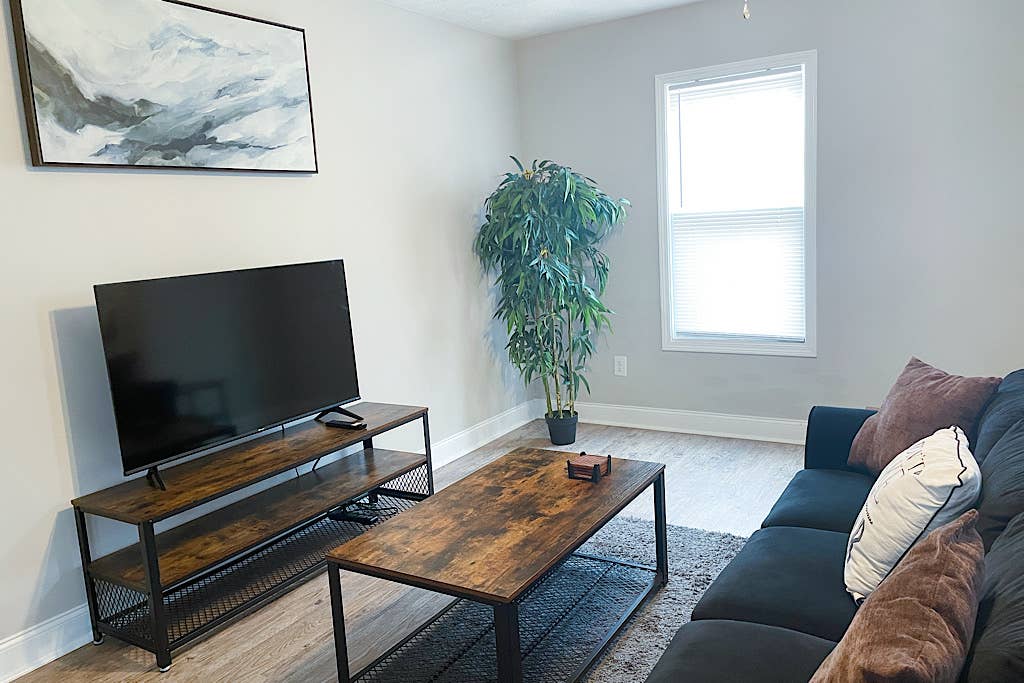 Room near Ft. Bragg & CFV Hospital