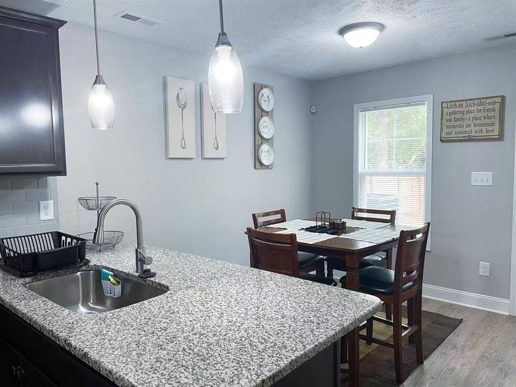 Room near Ft. Bragg & CFV Hospital