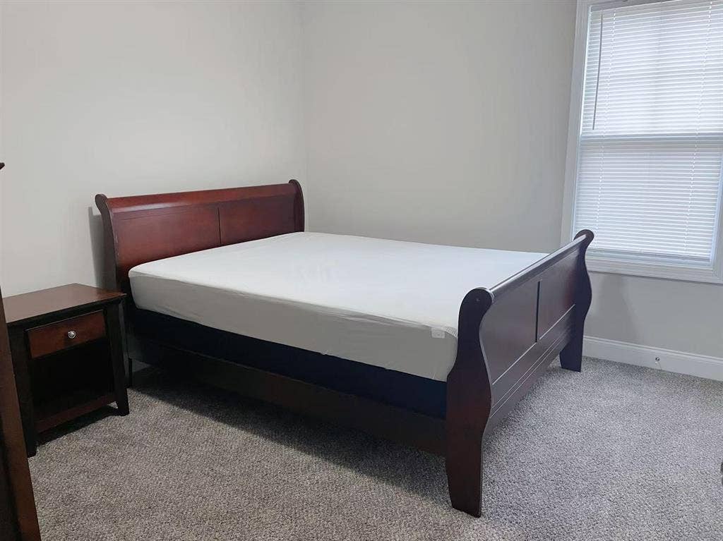 Room near Ft. Bragg & CFV Hospital