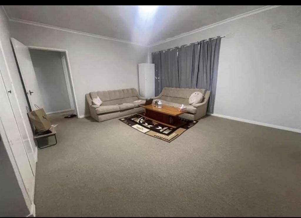 Room for Rent (Girls only)