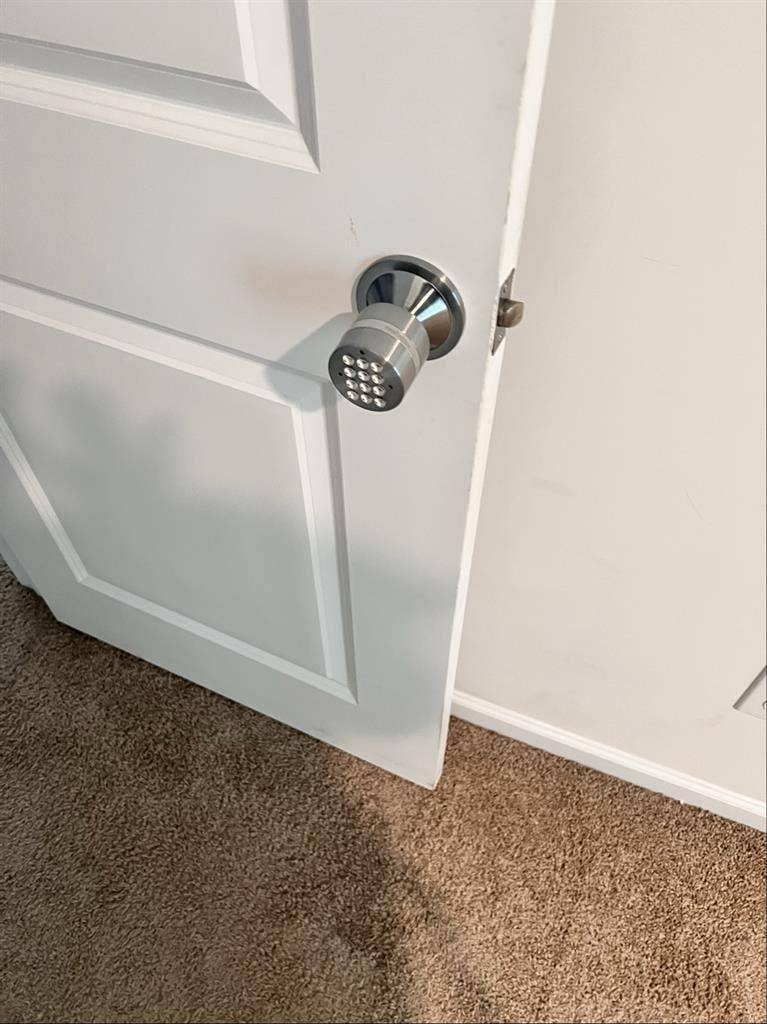 Room available for rent $/mo