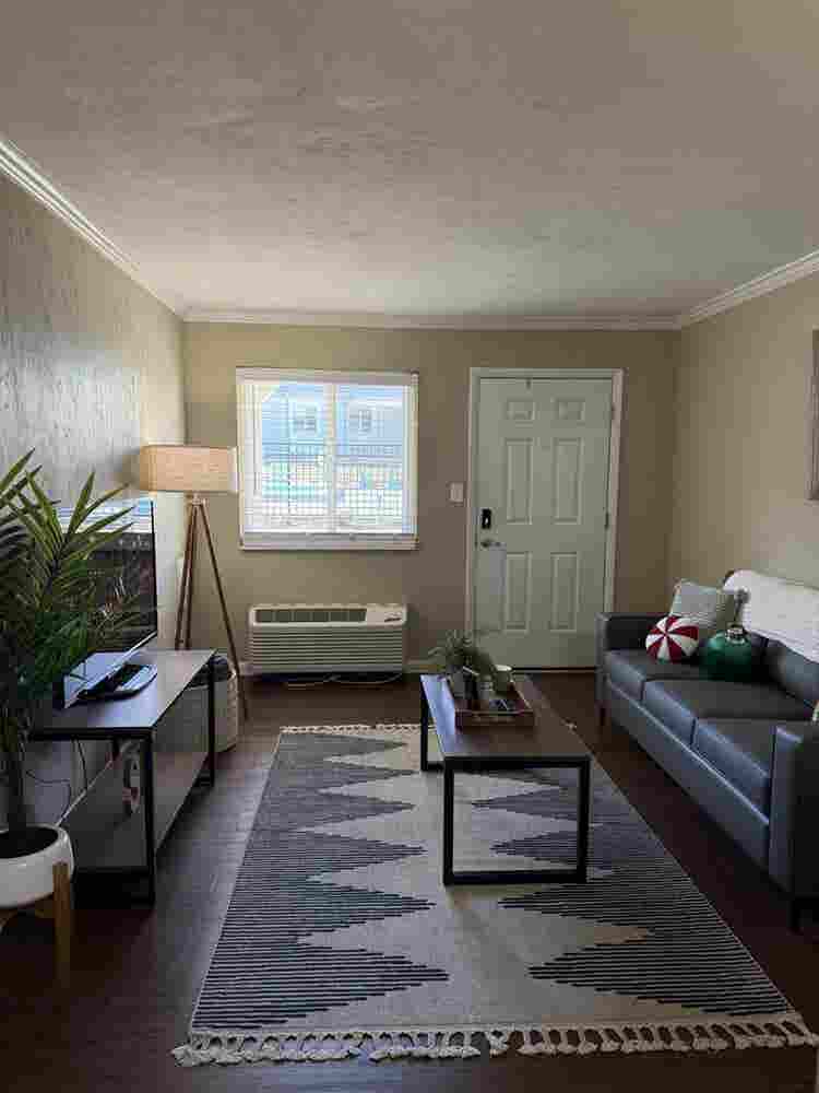 Furnished unit available in Dec.