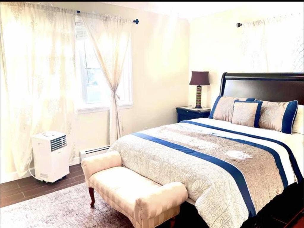 Fully Furnished Bedroom for Rent