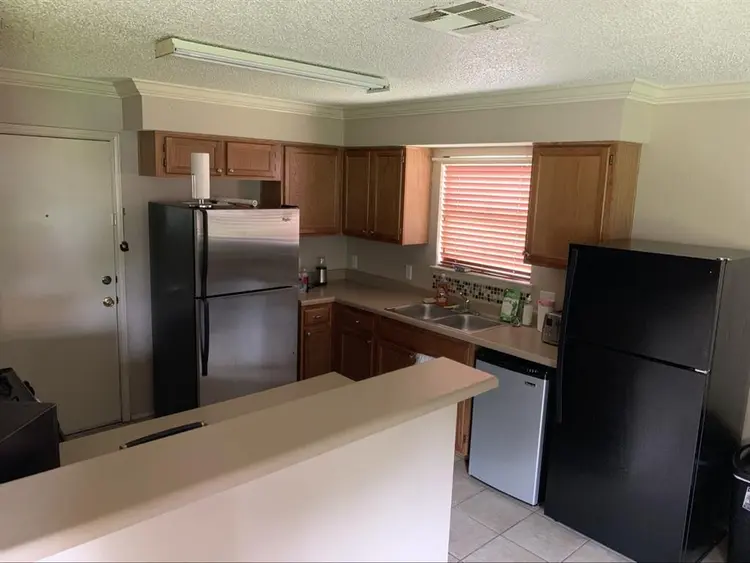 Bedroom with all bills included