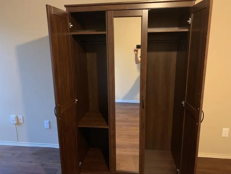 Bedroom with all bills included