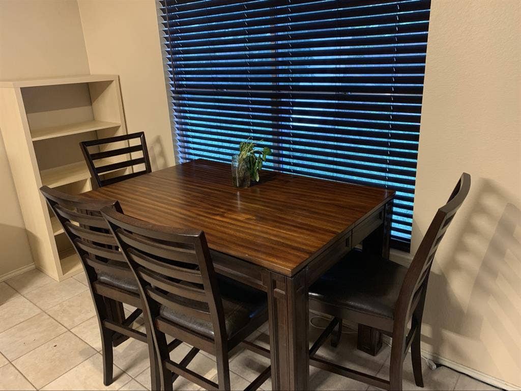 Bedroom with all bills included