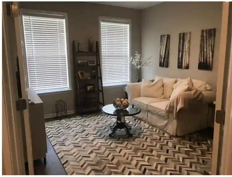 Room with private bath in Surfside